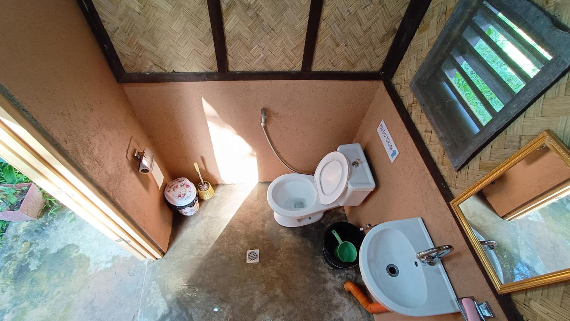 Tony'S Country Glamping With Chalet With Private Wash Room Accommodation 엘니도 외부 사진